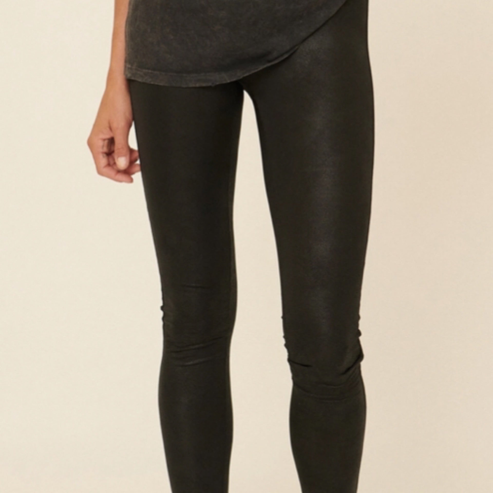 leather look stretch leggings